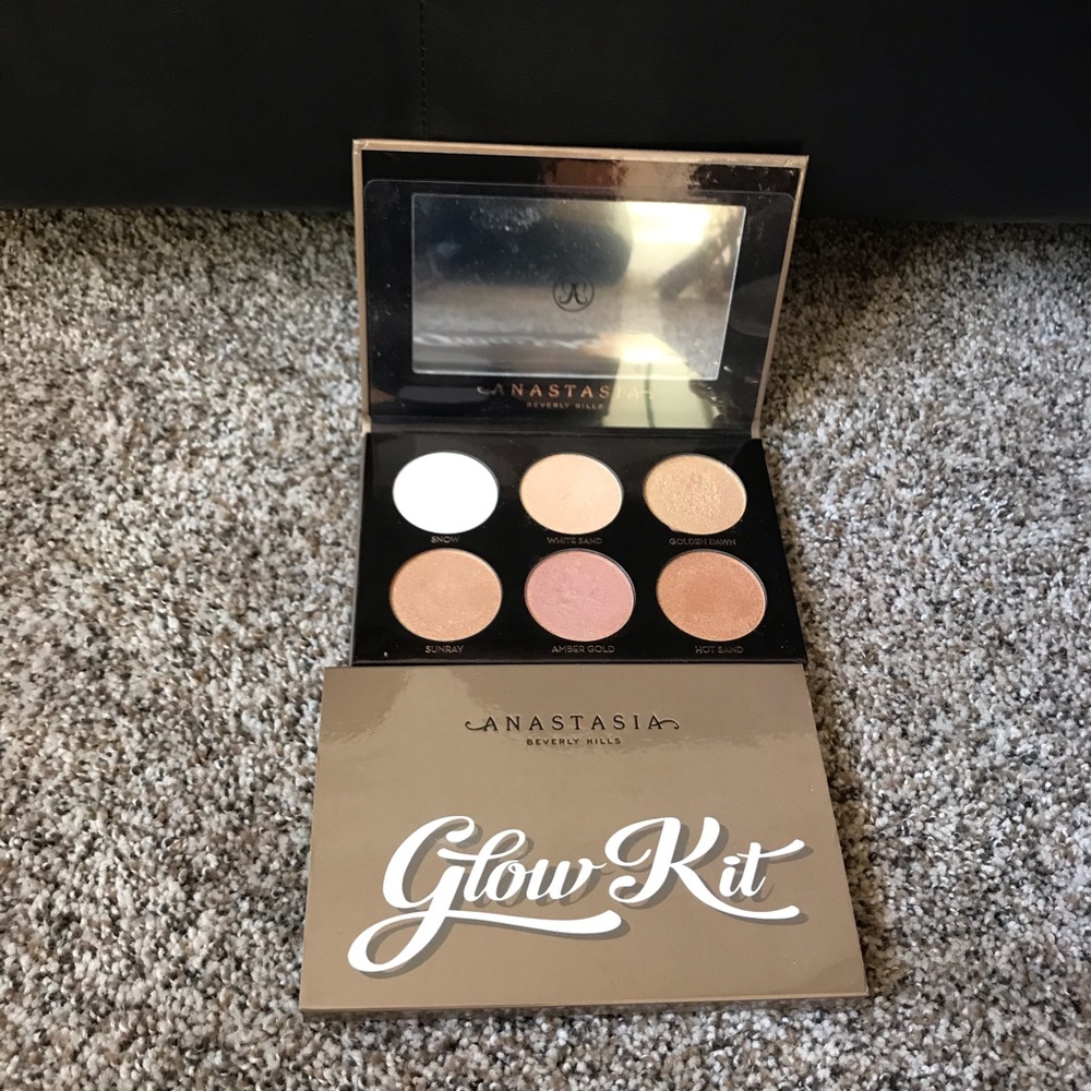 Anastasia Beverly Hills Glow Kit